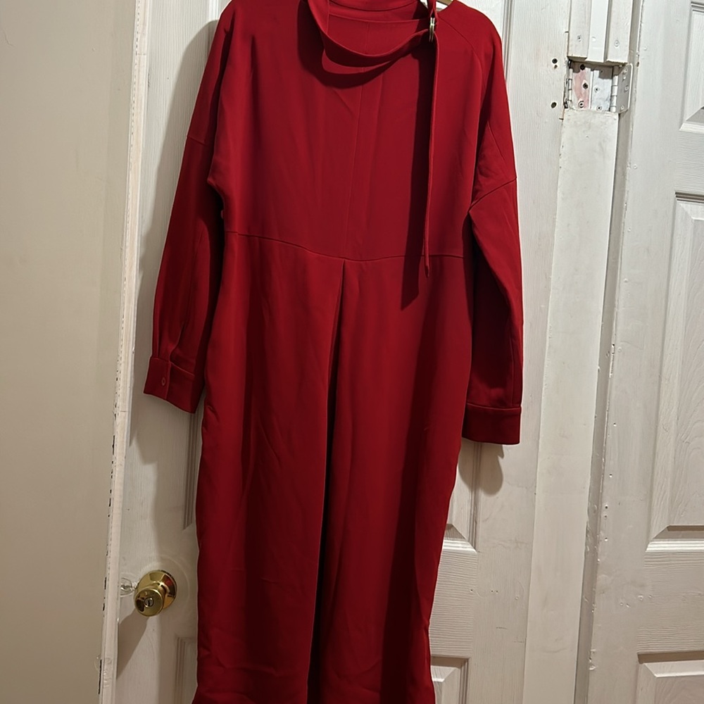 Tibi - Picture 6 of 15